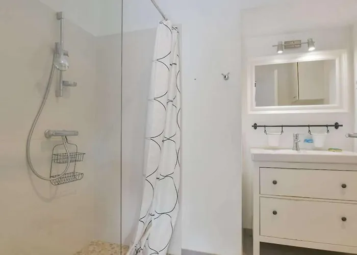 Maison 10pers A 100m Du